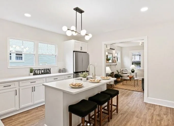 Bright frost shaker face-frame kitchen, third view